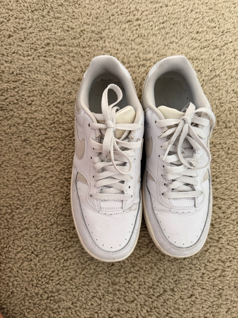 Nike White Women's Sneakers